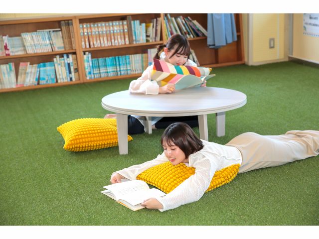 漫画を読みながらゆったり