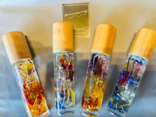 香るハーバリウム アロマロールオンオイル 香油タイプを作成します