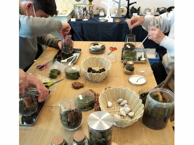 ۃeEAQ҂̍ƕiłBF񂩂Ȃ^ɂĂ܂B