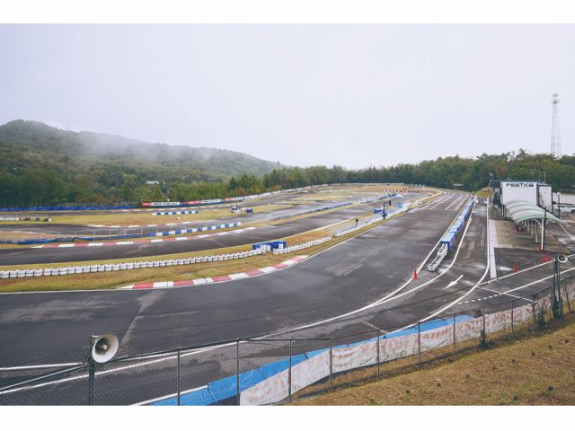 国内トップレベル!!1,177mのロングコース!!
