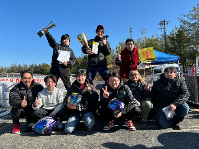 気分はレーシングドライバー!!※表彰式は別プランにあります。