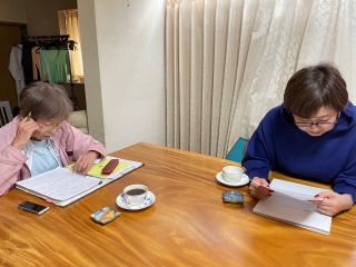 お勉強されてる方の年齢は様々ですが、皆さん、愉しく、一生懸命、学習しています。