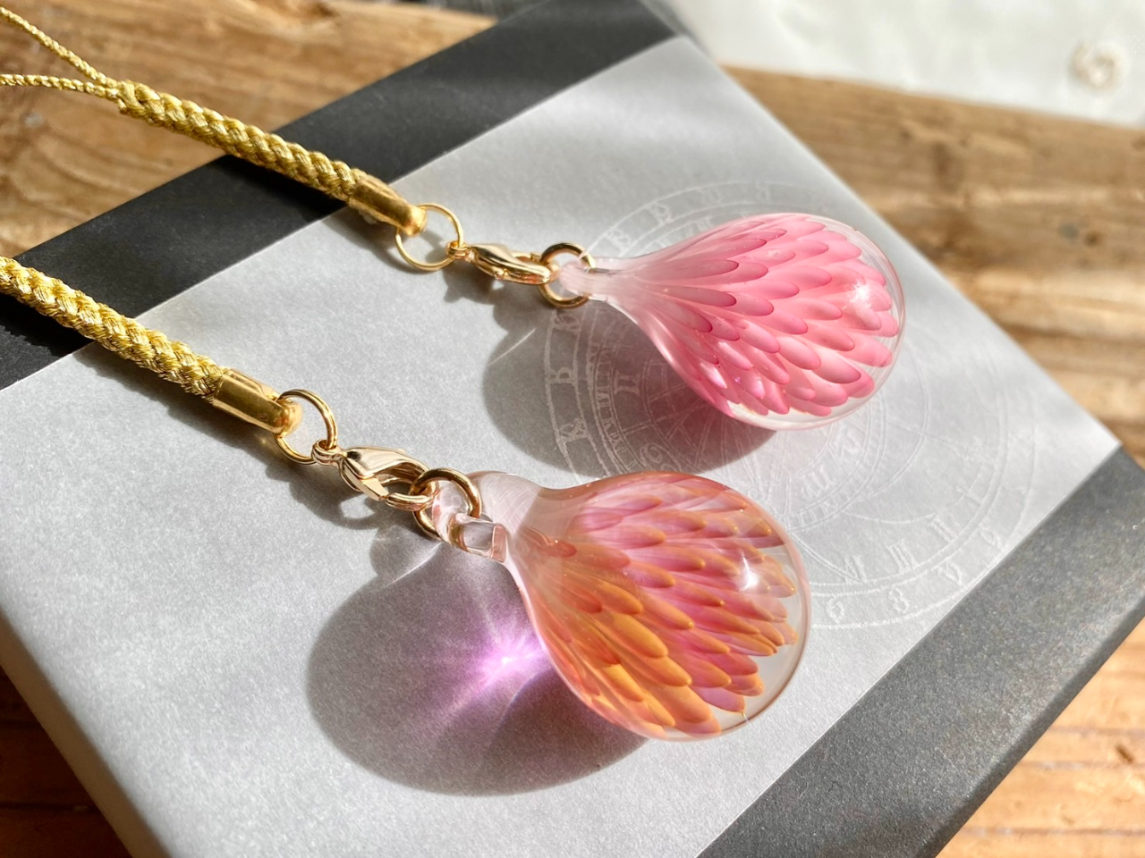 ストラップ(パーツは別途料金が発生いたします)