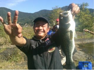 1時間単位でお好きな時間だけ岸釣りをお教えします。