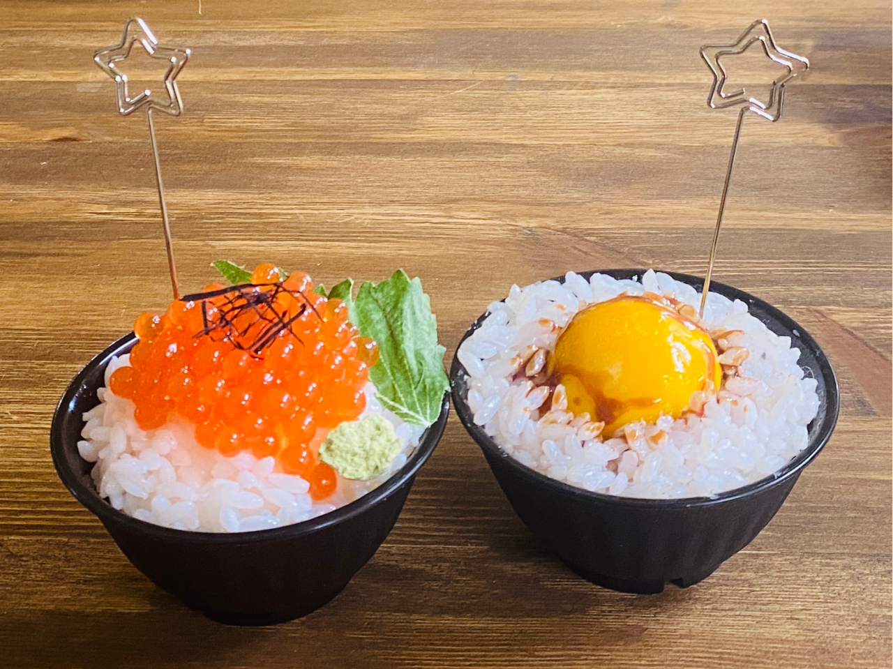 いくら丼 or 卵かけご飯のどちらかお作りできます(メモスタンド)