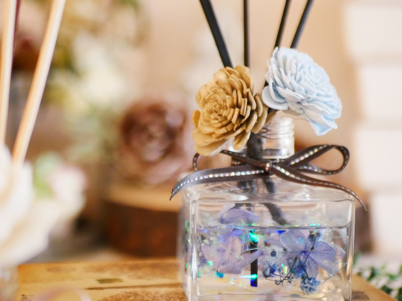 t[XfBt[U[BKX{g̒ƊOɍDȉԍނfUCāADȍ肪IׂAƂĂyNtgłBɍƂԂōʂ