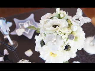 日本グルーデコ協会認定講師。2013年に認定講師となり、北海道の各地にも認定講師を輩出しており、協会よりグランドプライズを受賞。プレシオサアンバサダー。