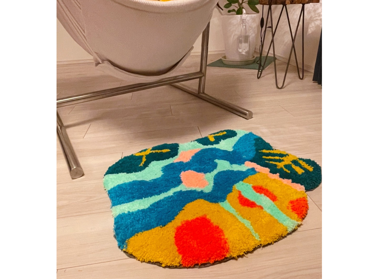 玄関やソファの下に最適なサイズ!