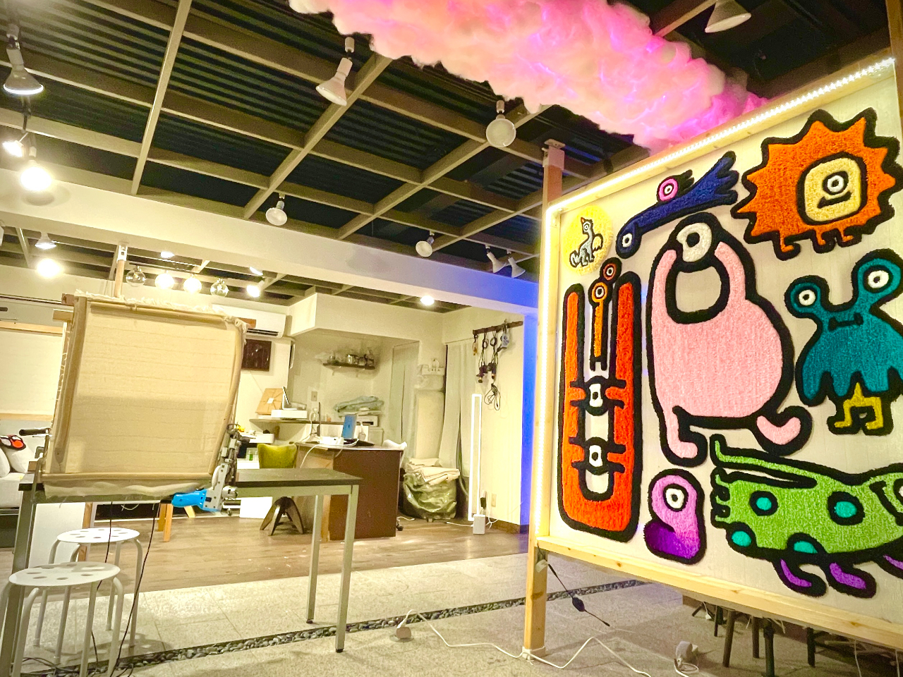 60色以上の毛糸からあなたの好きな色を選べます!