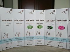 ハーブウォーターもお店で販売しています♪