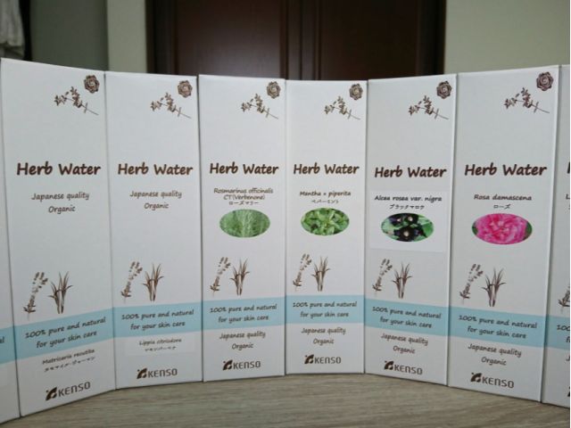 ハーブウォーターもお店で販売しています♪