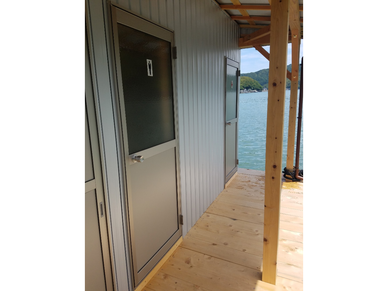 Ymp̒ނ蔳ijBxeXy[XAgCAtłB