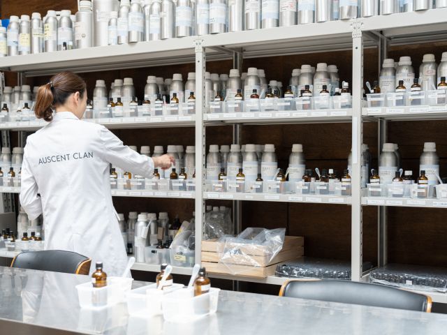 定番の香りを12種類以外にも追加で香りをブレンドすることも可能です。