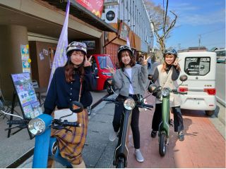 かわいいバイクで町めぐり。友達と一緒に遊べる体験。
