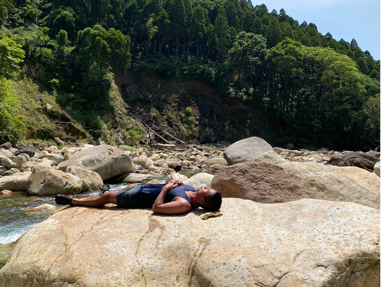 巨石でトトノウ