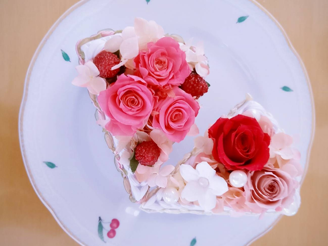 yV[gP[LvU[uht[AWzvU[uht[gD݂̐FłQ邱Ƃł܂BQłTOOO~iōjAPROOO~iōj