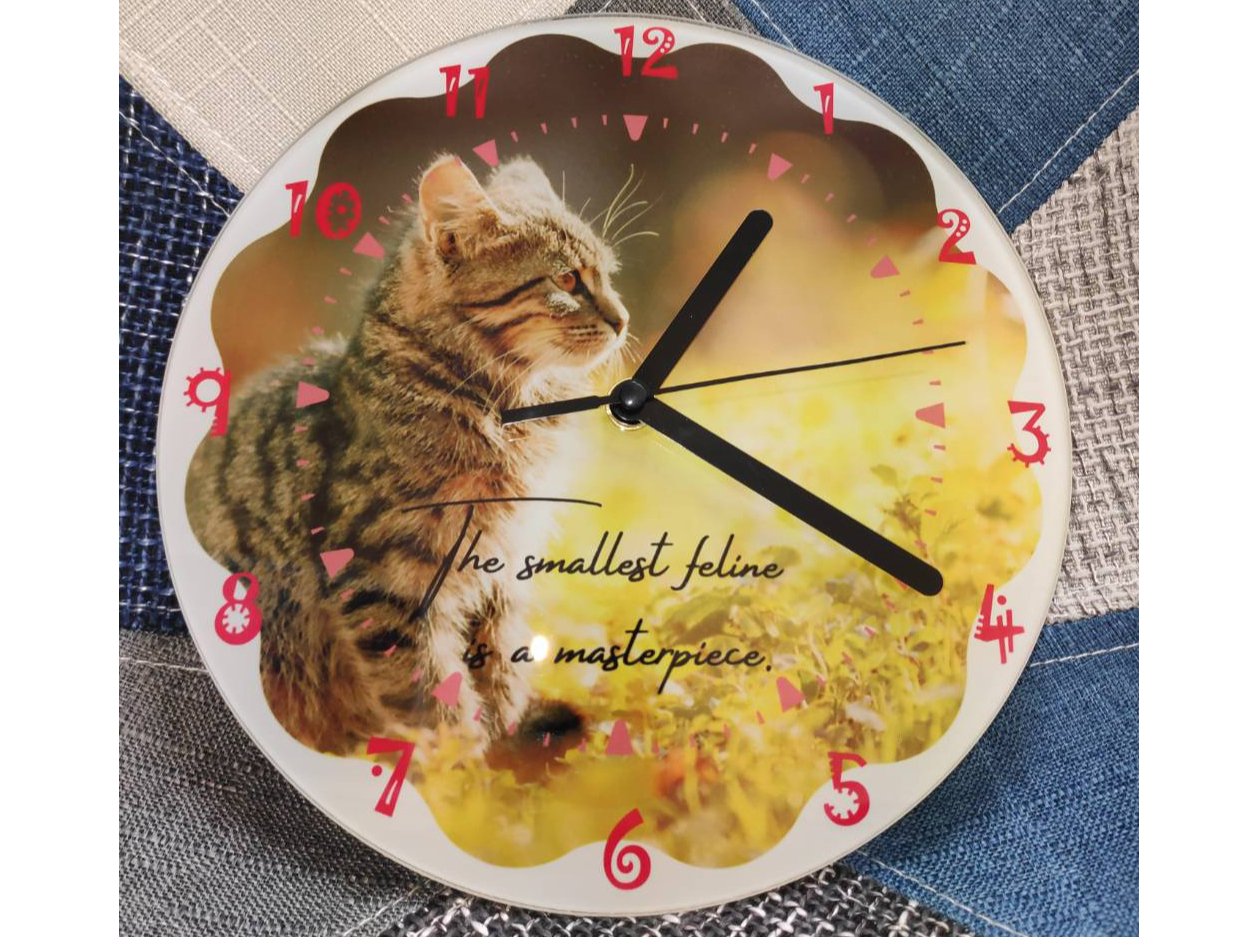 掛け時計のサンプルです