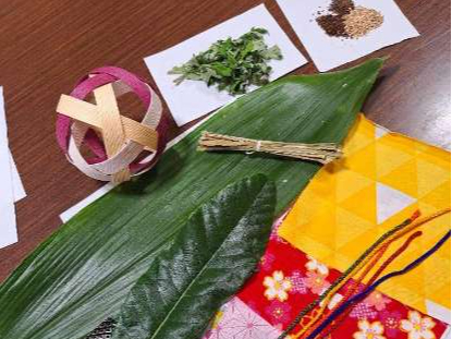 MAi̗tAҊ̗tARށAqAÏAܐF̍]ˑłRƕzAa15p̋̂̃JS