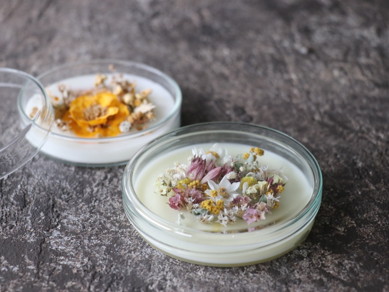 【新潟市】シャーレの精油ワックスサシェ作り♪≪女性やファミリー、おひとり様にもオ...