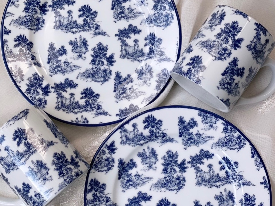 マグカップ・プレートのペア(体験レッスンでお作り頂けます。追加料金あり)