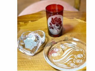 サンドブラスト体験でお作りいただく作品見本です。