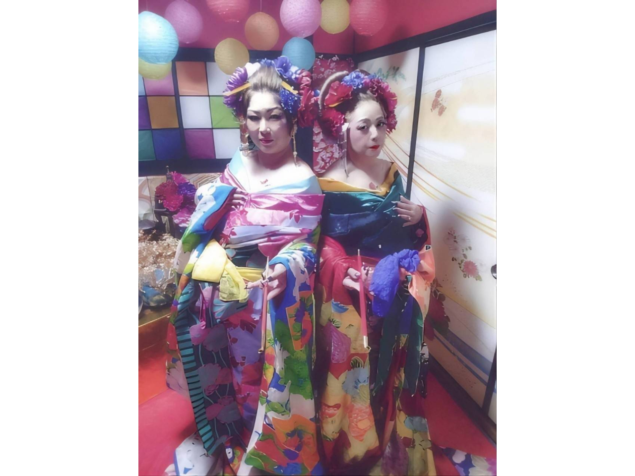 όnł͊όɐOāAnłBe QlŊĜ悤ȃVbg XmEɂĎBe FBƋLO