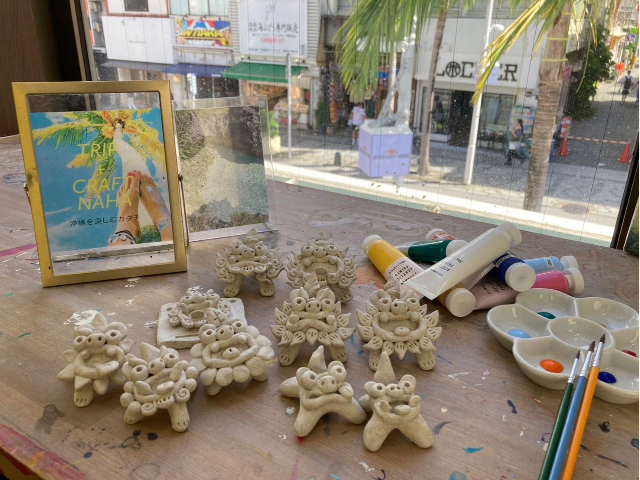 職人手作りシーサーからお気に入りの1体を選んでください。