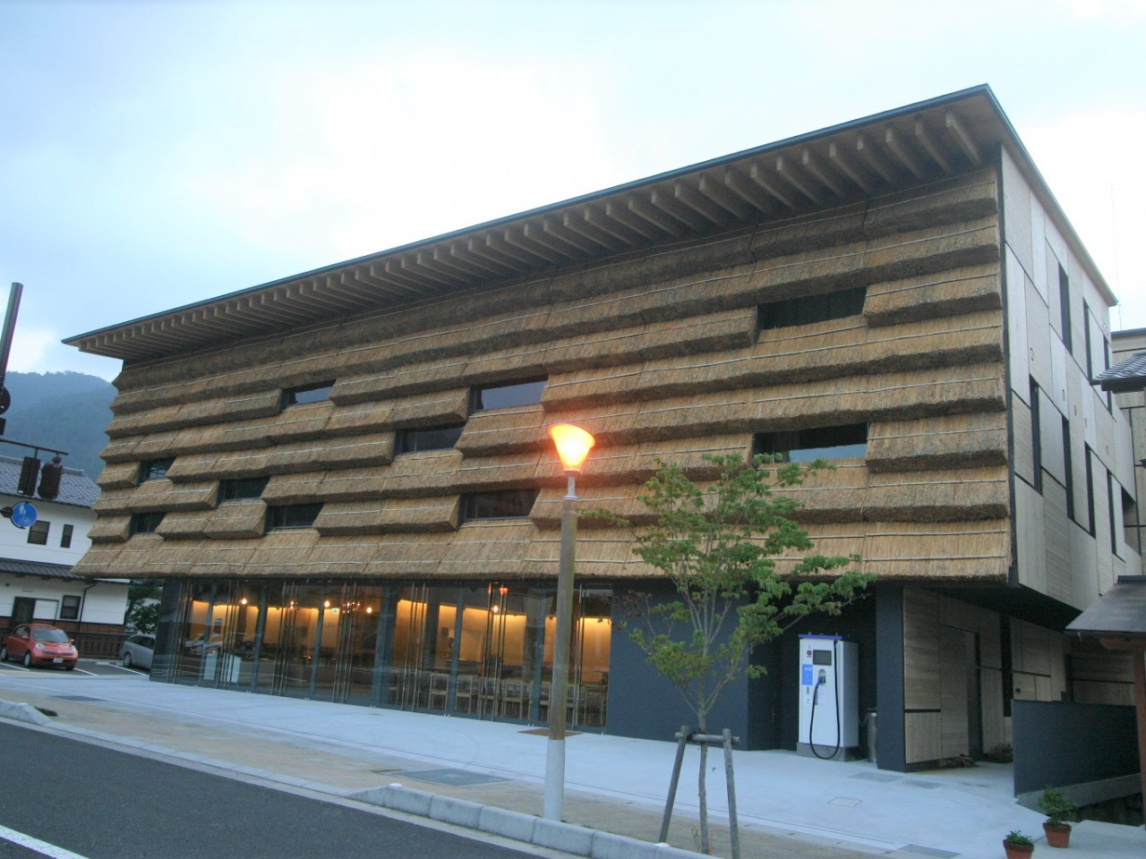 マルシェユスハラ