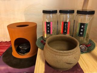 【上質な黄土100%の座器と壺】優れた解毒・浄化作用、手づくり、素焼きのこだわり【無農薬よもぎと漢方26種類の蒸気で蒸す!】