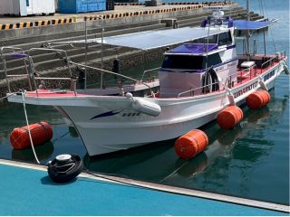 日除も雨除けも装備してます!レンタル竿やレンタルライフジャケットなどもご用意しておりますのでお気軽にお問い合わせ下さい。