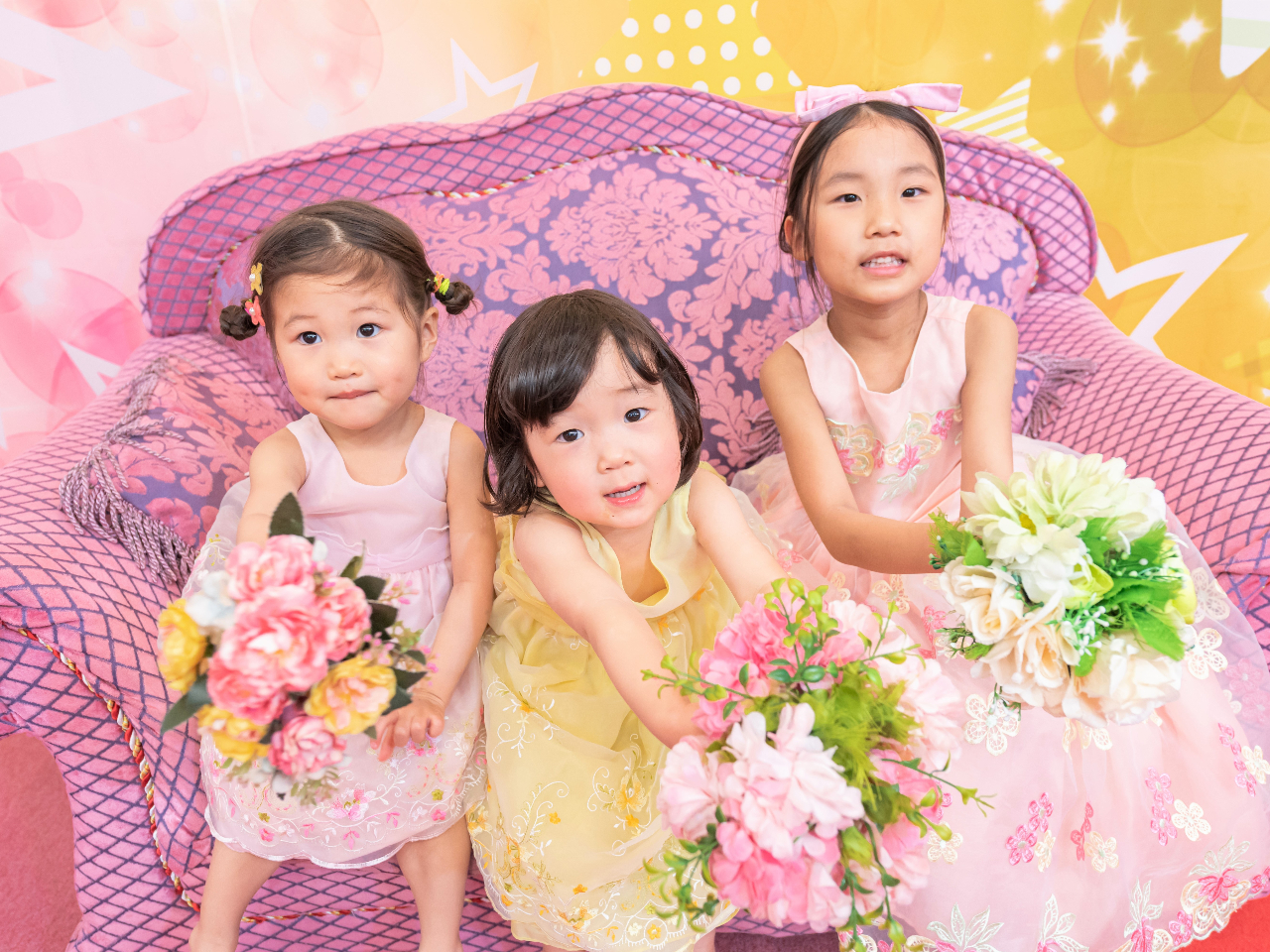 �t�H�g�X�^�W�I�G���A�ł́A��������̈ߑ������R�ɒ����ւ��E�B�e�ł��܂��I ���̎q�ɑ�l�C��