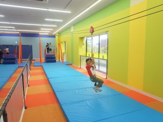 大人気!ターザンロープ♪風を切って滑る楽しさを体感しよう!