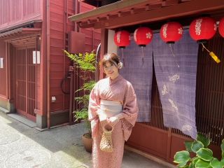 金沢のひがし茶屋街近くのある小さなきものレンタル店です