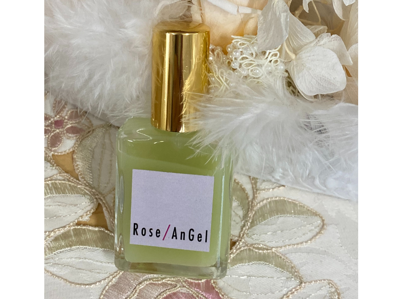 �������̂���K���X�����r�ł��B�i15ml�X�v���[�j