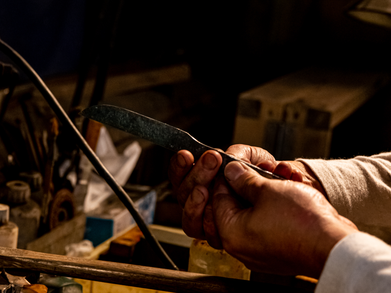 H@Bōrdサ̂XŎdグ܂B