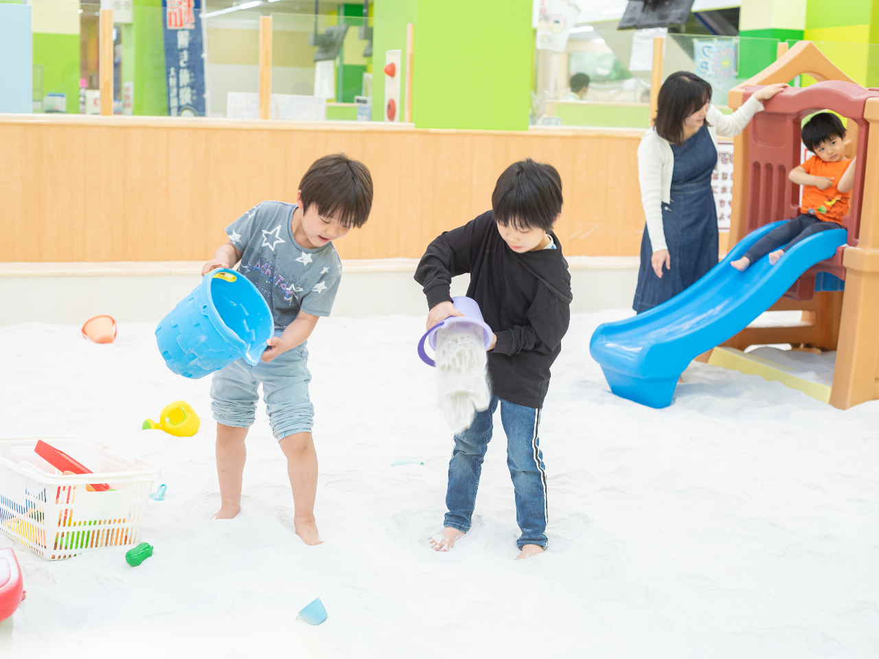 zCgThgp炳̍BRۍqIňSI