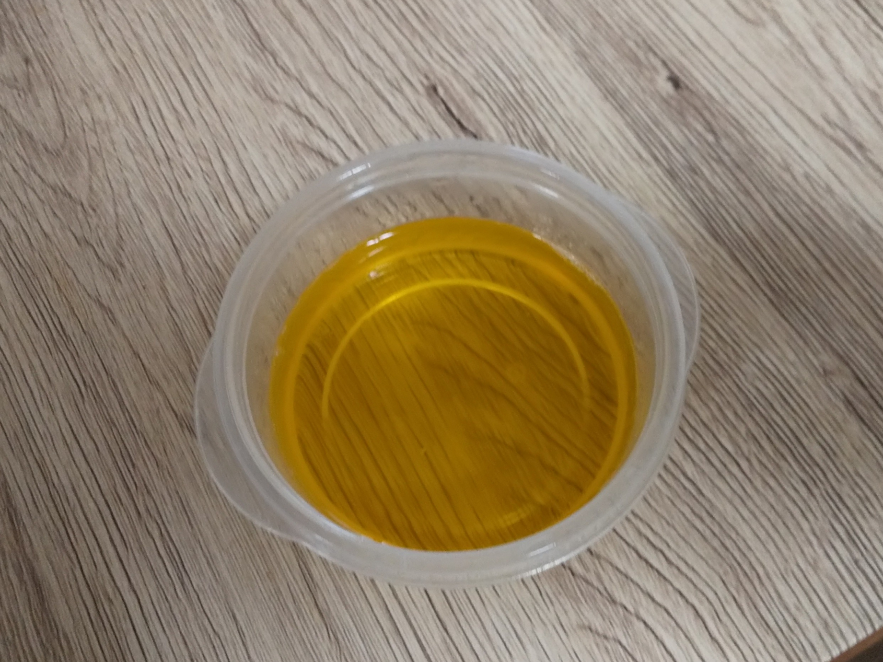 ただバターを溶かしただけじゃないの?と思ったあなた。フツーのバターが万能オイルに変わる瞬間を、一緒に確かめてみませんか?