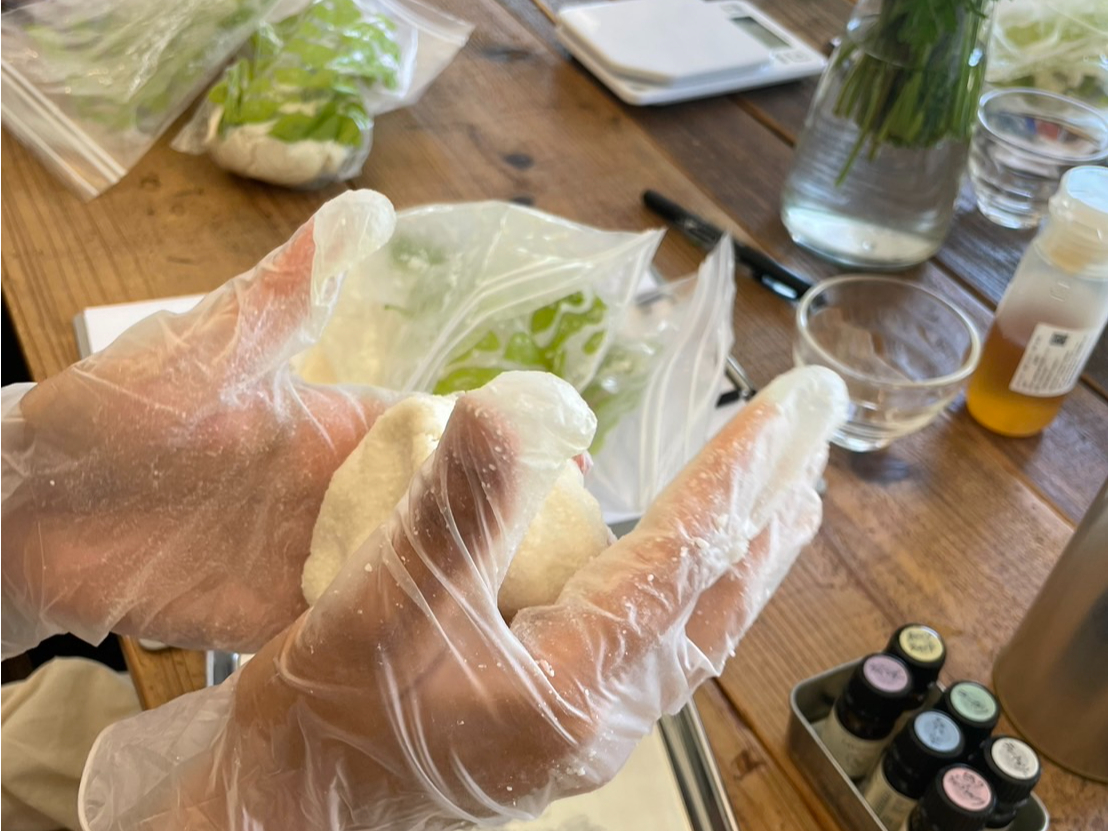 D݂̐uhĂ˂ː`BSŷ悤Ɋył܂B