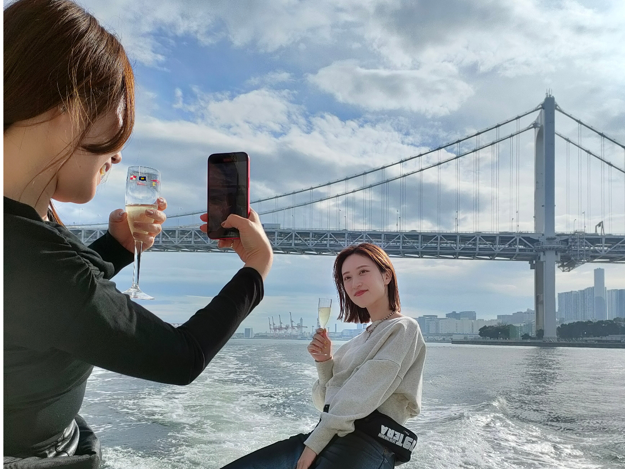 ���q��A�B�e��ɂ��I�X�X��