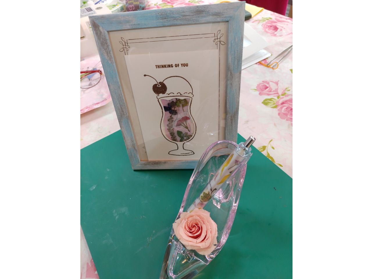 ԏ́AlC̃gbv3͉ԃ{[yłBԃTNP̎qċx݉ۑłeqyߊwZŎgNAt@CƈꏏőlCłB