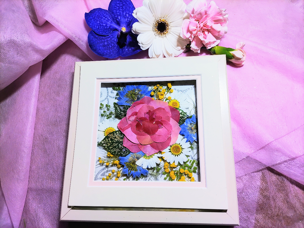 D݂1ւԐF̂܂܎cCeAzɒv܂