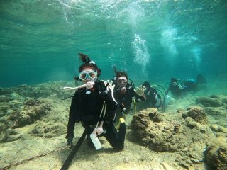 初心者・久しぶりダイバー大歓迎!リーズナブルな価格でダイビングを体験しましょう☆ 10歳以上から参加可能です!!