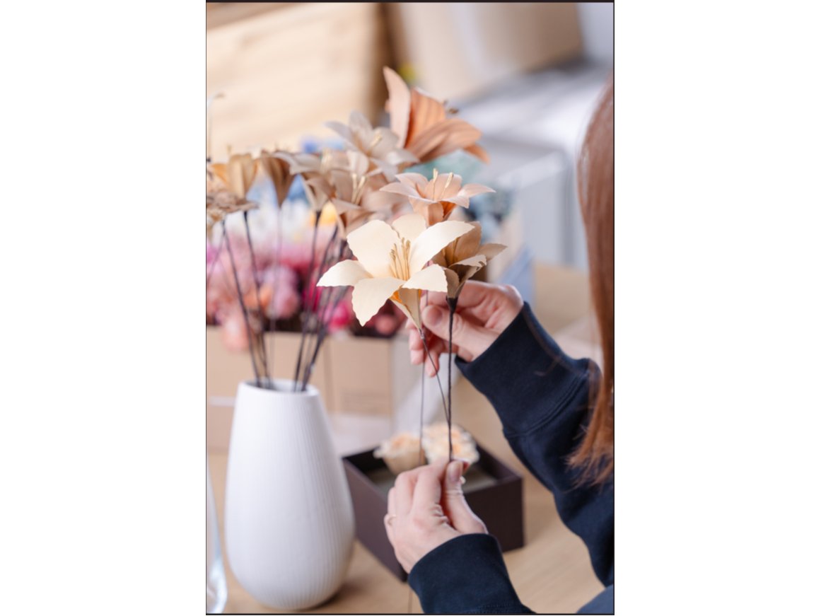 フラワーアレンジメントではMOKUKAを3つ→5つに増やすこともできます♪※追加で費用が発生します。