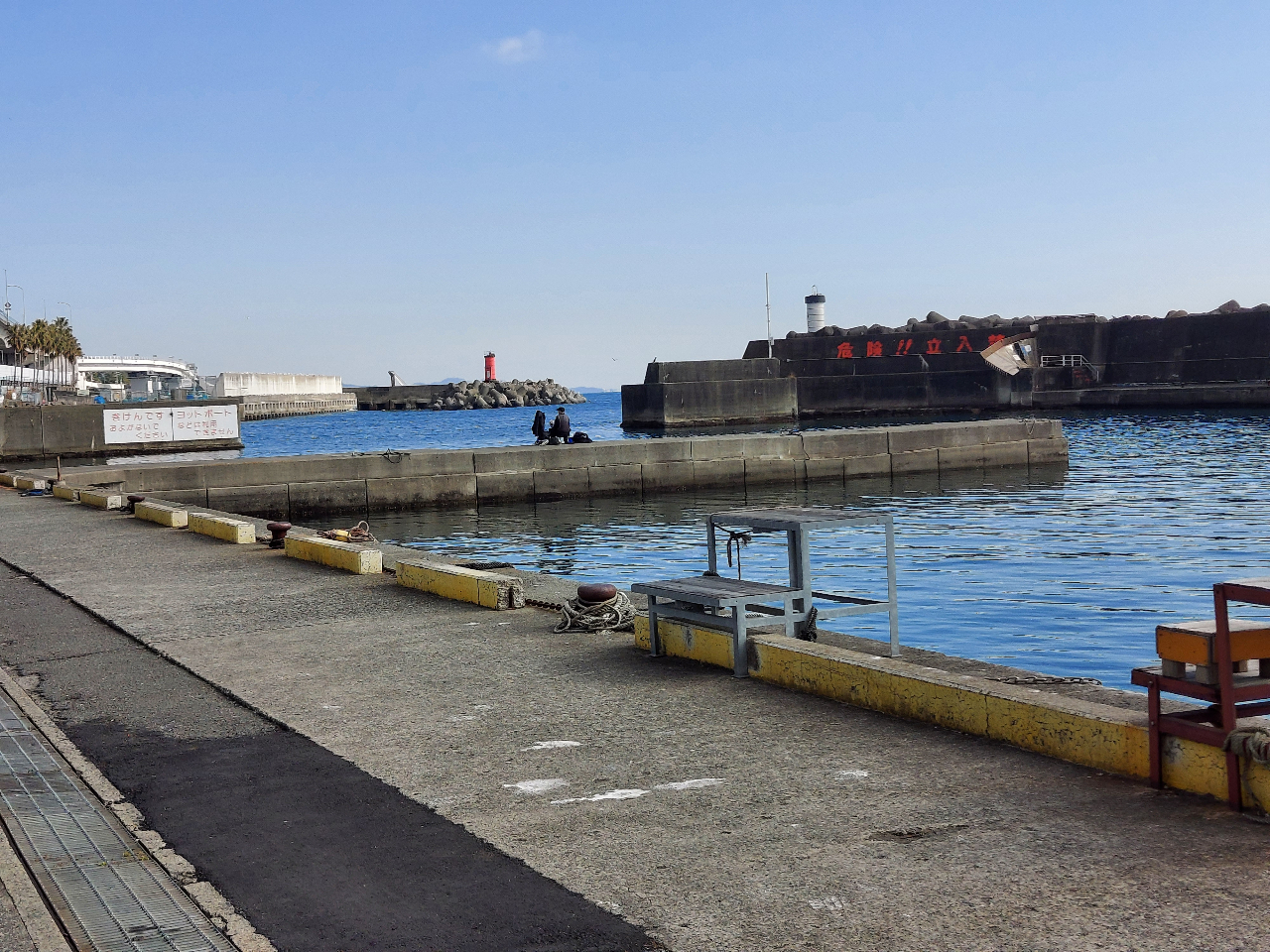 釣り場(新港突堤)