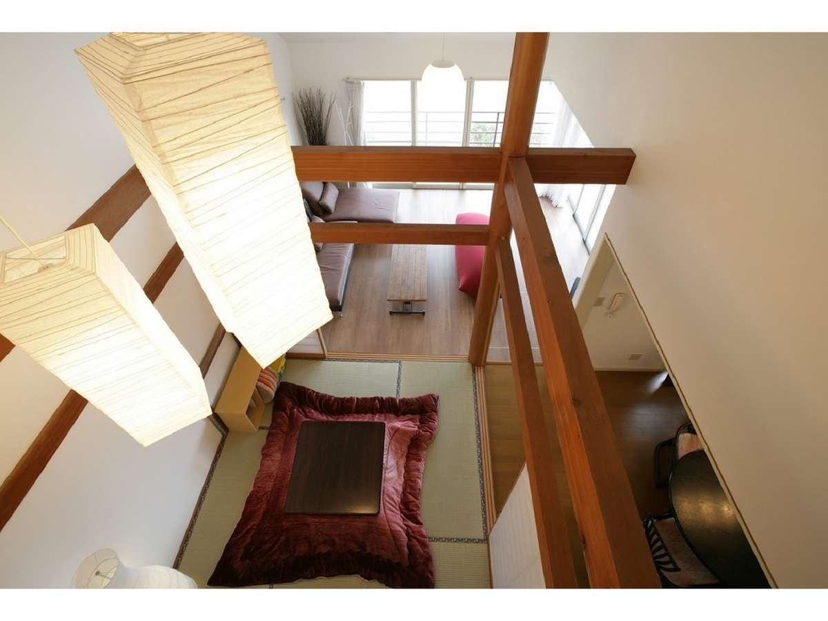 ̃CAEgiHouse݂񂿂́AƐɂȂĂ܂B̒߂y݂B