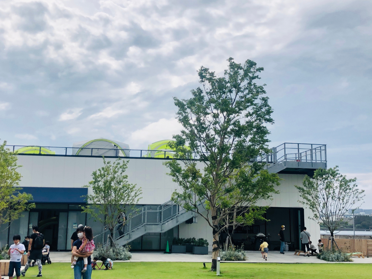 NANBU BBQ PARK̏H~̊ԌIgĨv@2KBBQI1K͕lĂI