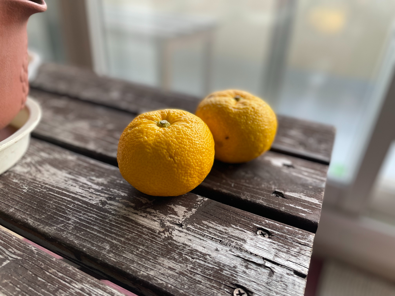 ゆずは昔から体を温めることから冬至に柚子湯に入る習慣がありました。柑橘系の香りがリフレッシュ効果をもたらします。