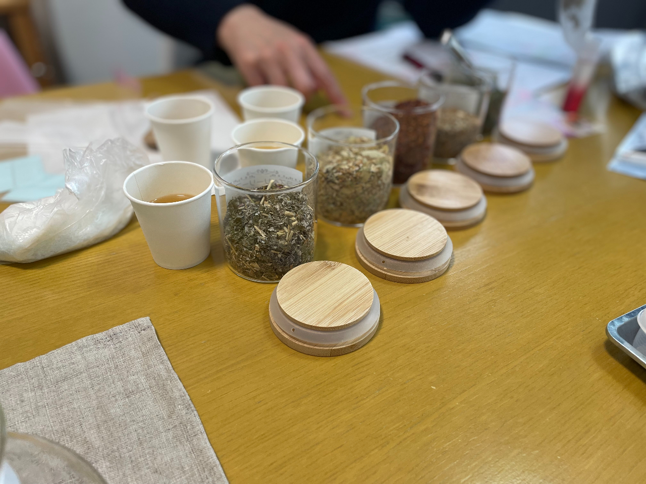 ԕǗ\h̃uhn[u̎A܂BûłAłЏオĂB