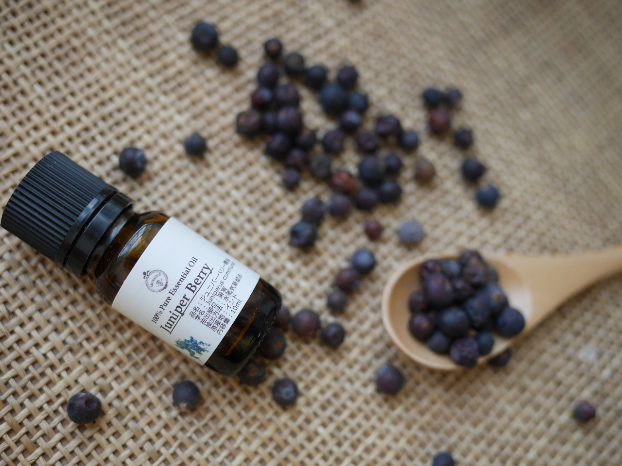 �W���j�p�[�\��[�͏򉻂͂������A�̓��̕s�v�Ȑ����𗬂��Ă�k��܂��B�g���[�g�����g�܂Ŏg���Ɨǂ��ł��B