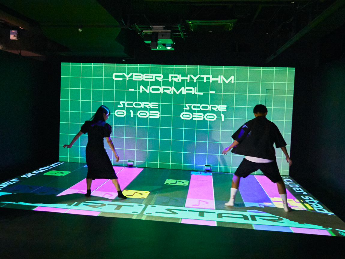 wCYBER STADIUMxXebv𓥂݂Ȃ烊YQ[zbP[yI